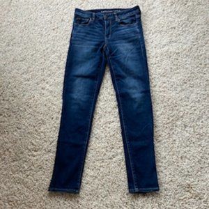 Womens American Eagle Next Level Stretch Skinny, 8L